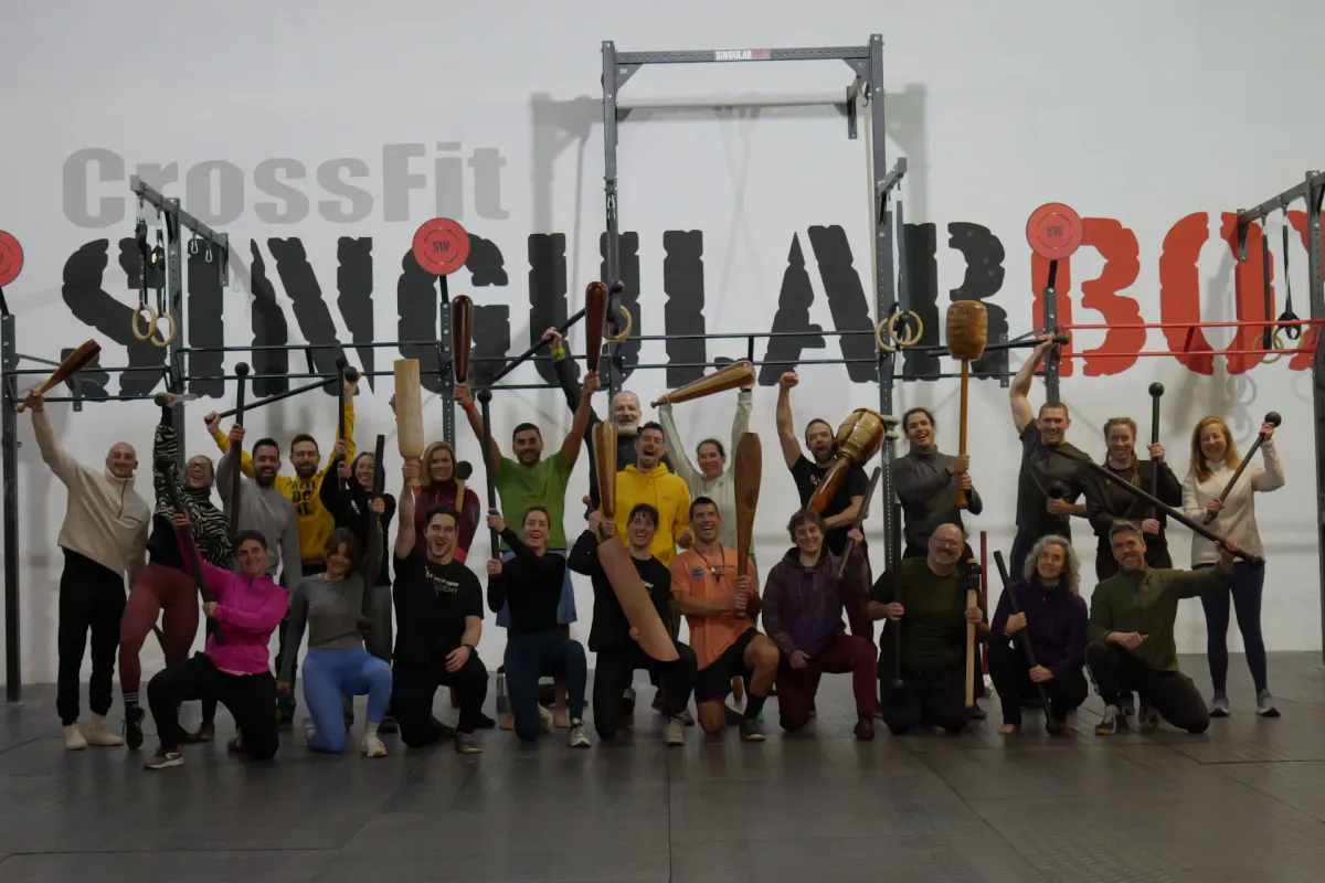 Santi Llorca entrenando en un workshop presencial